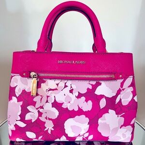 MICHAEL KORS HAILEE SATCHEL